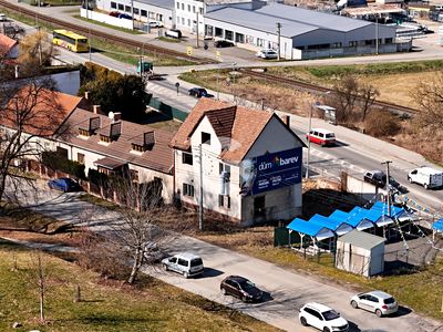 Prodej obchodního prostoru 210 m²