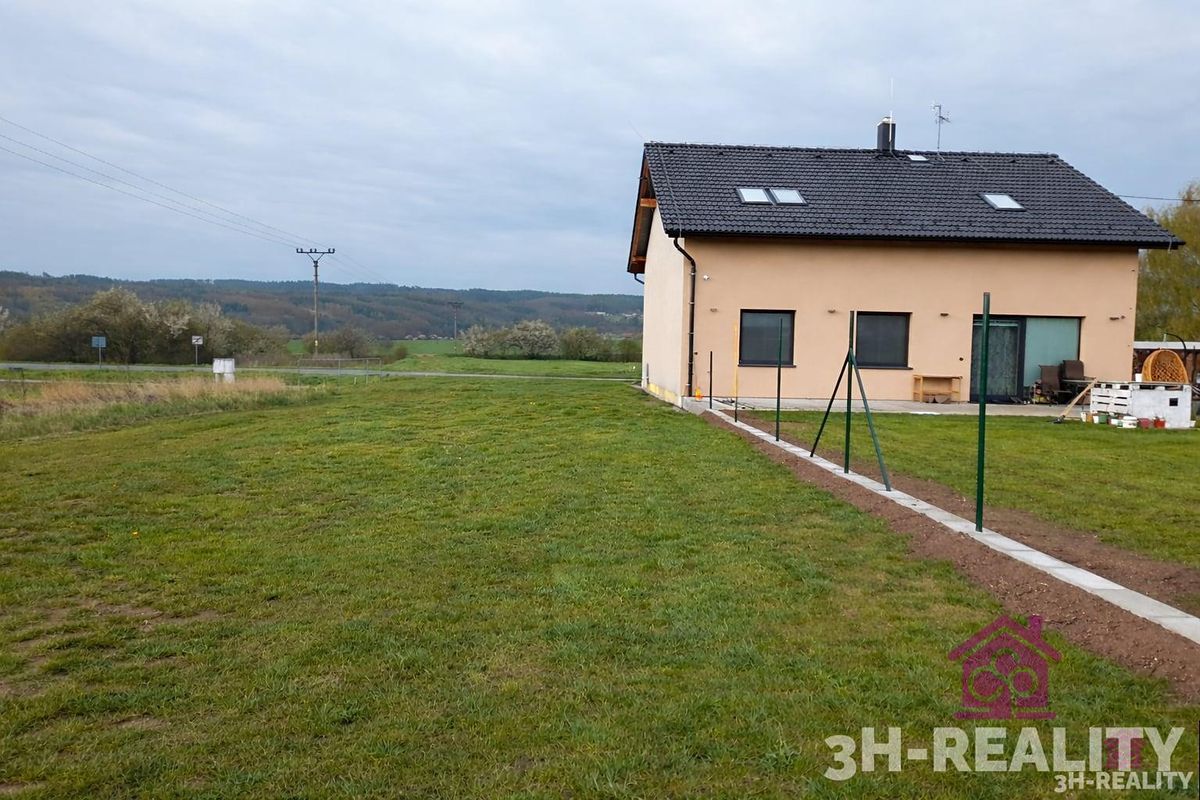 Prodej stavebního pozemku 4382 m²