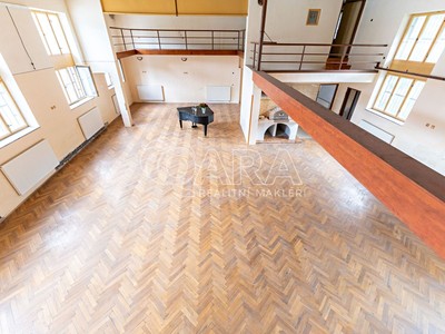 Pronájem obchodního prostoru 440 m²