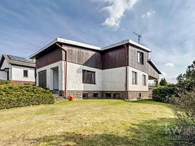 Prodej  rodinného domu 256 m², pozemek 875 m²