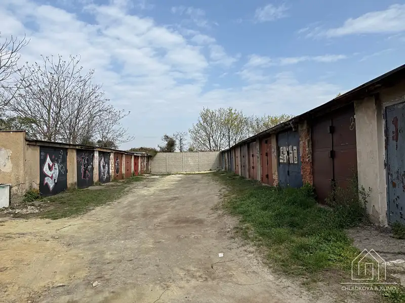 Prodej garáže 18 m², Praha – náhled fotky 3
