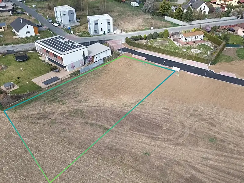 Prodej stavebního pozemku 1596 m², Praha – náhled fotky 3
