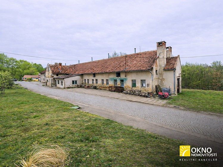 Комерційне приміщення на продаж, 2 125 м² (18 з 20)