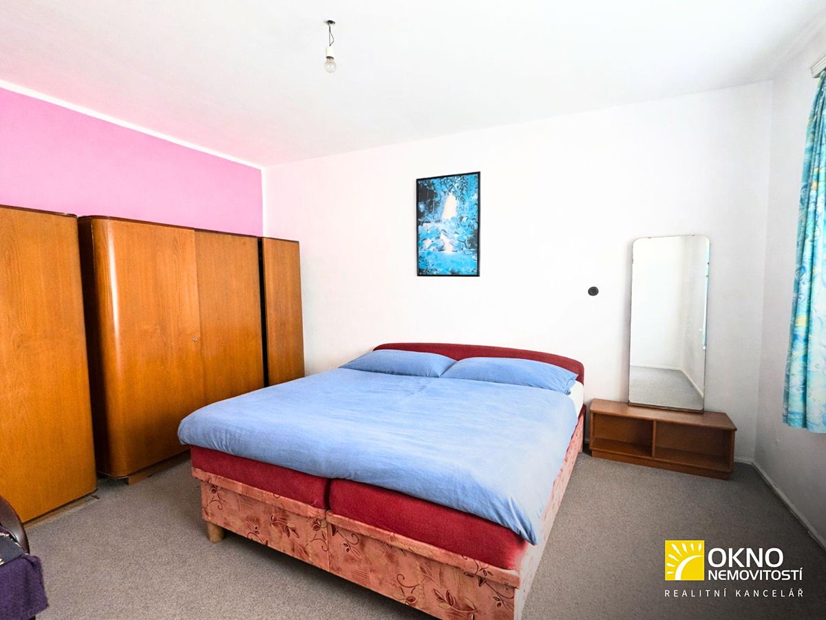 Prodej rodinného domu 400 m², pozemek 2971 m² – fotografie 3