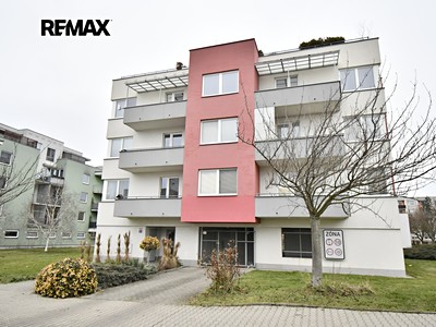 Pronájem garážového stání 13 m²