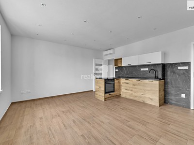 Pronájem bytu 2+kk 43 m²