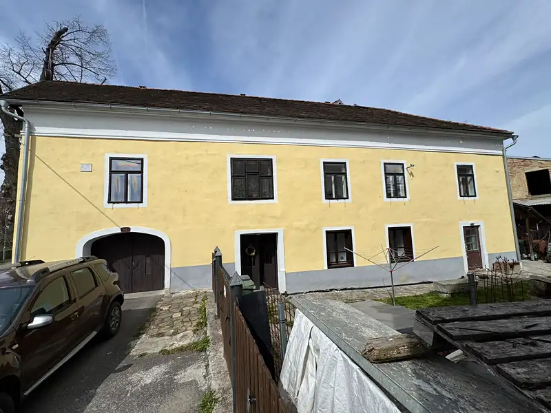 Prodej rodinného domu 200 m², pozemek 283 m², Volyně – náhled fotky 2