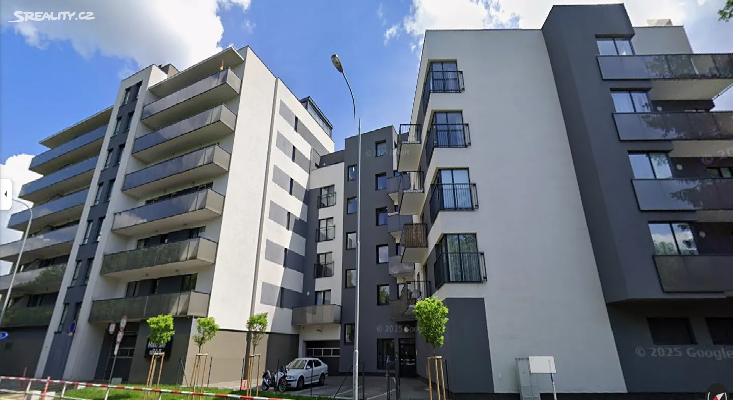 Pronájem bytu 1+kk 31 m²