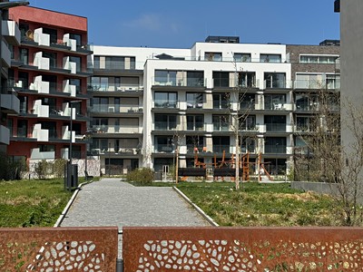 Pronájem bytu 1+kk 29 m² (Jednopodlažní)