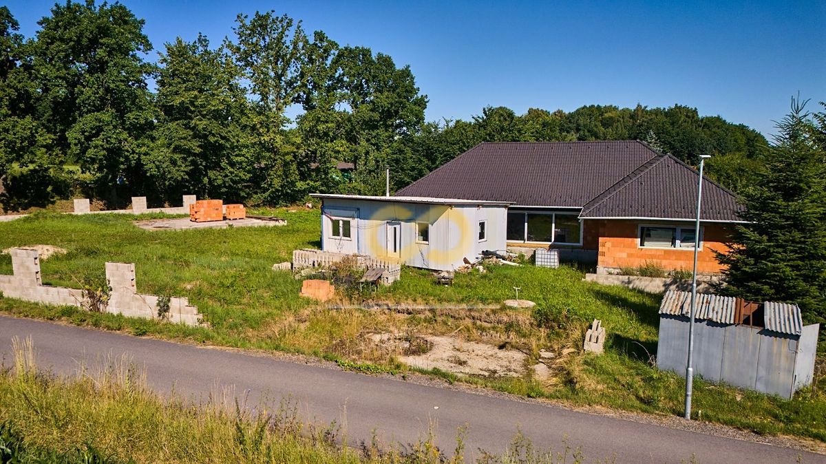 Prodej rodinného domu 180 m², pozemek 3700 m² – fotografie 3