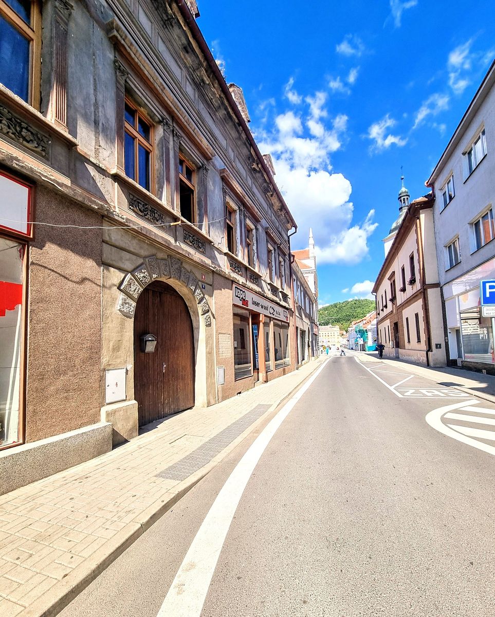 Pronájem bytu 1+1 57 m²