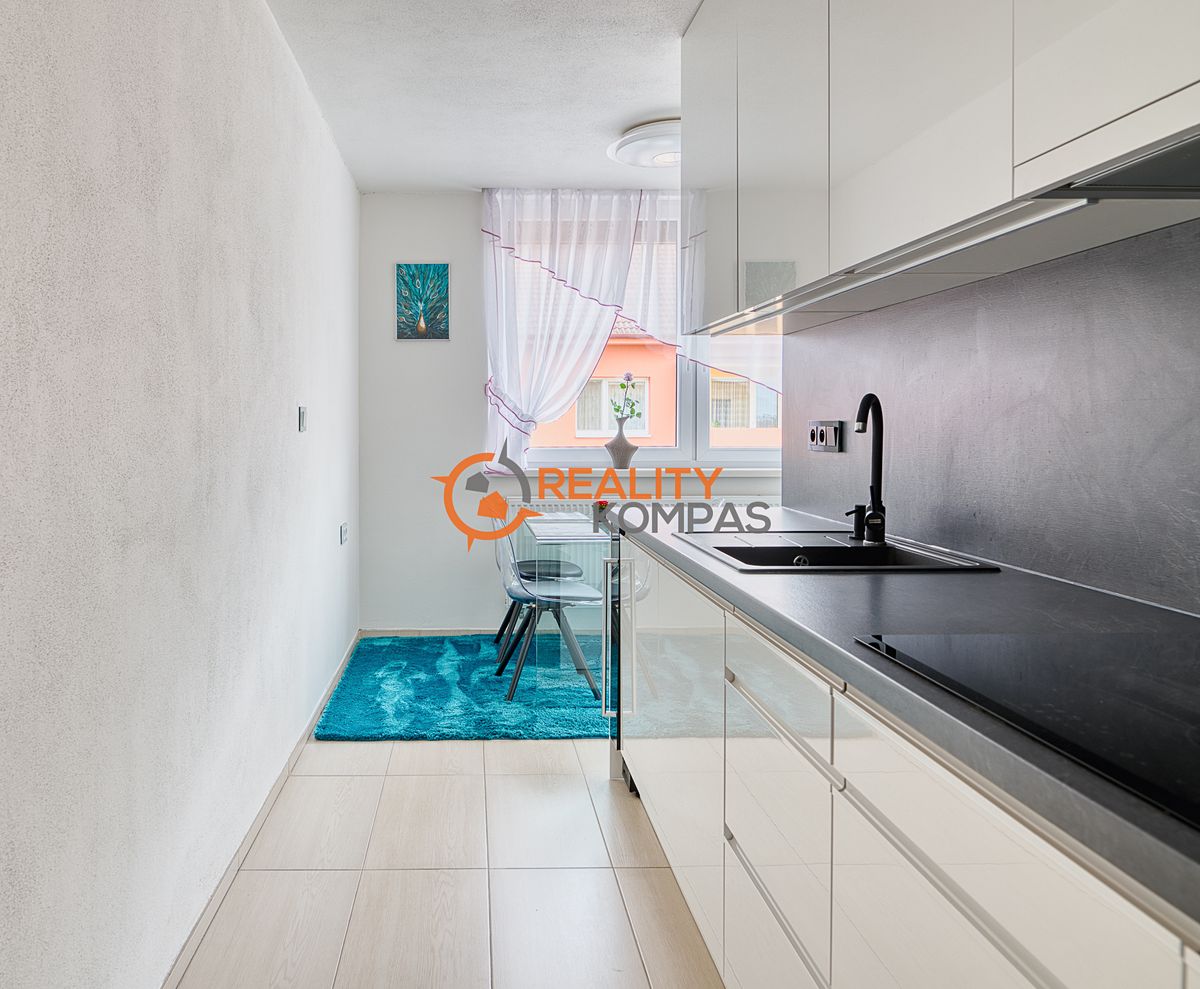 Prodej bytu 2+1 52 m² – fotografie 2