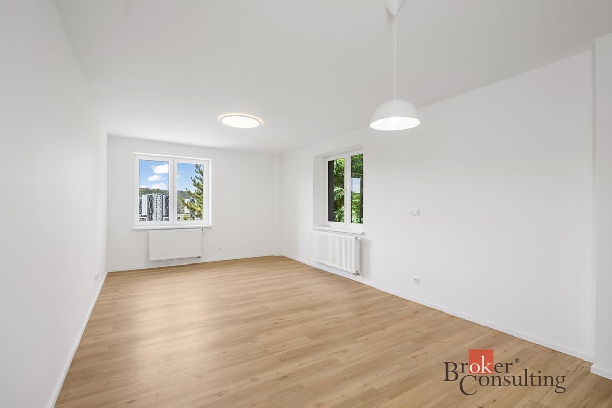 Pronájem bytu 3+kk 77 m² – fotografie 4