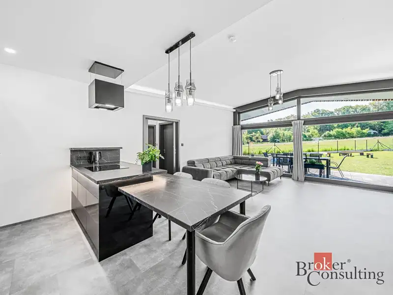 Prodej rodinného domu 137 m², pozemek 751 m², Rokycany – náhled fotky 3