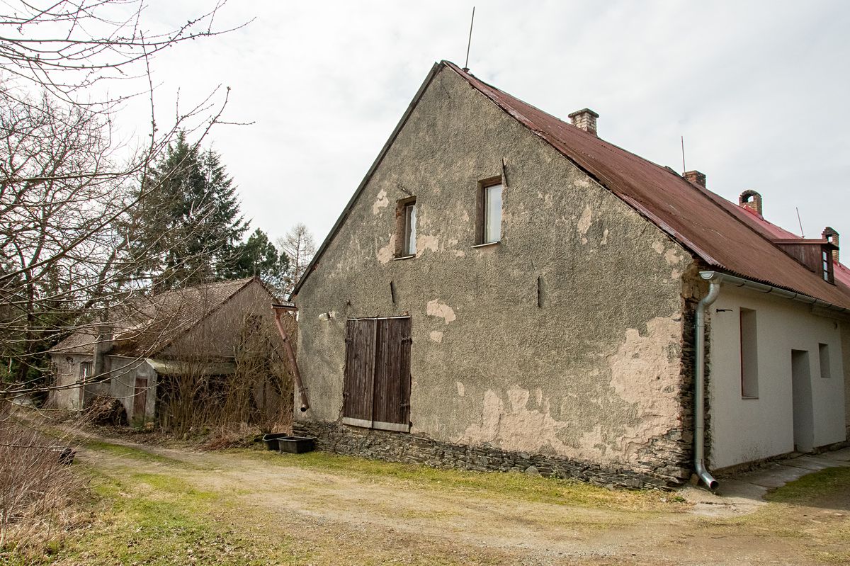 Prodej chalupy 163 m², pozemek 642 m² – fotografie 2
