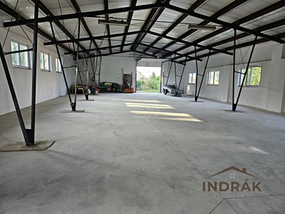 Gewerbefläche zur Miete, 347 m² (2 von 11)