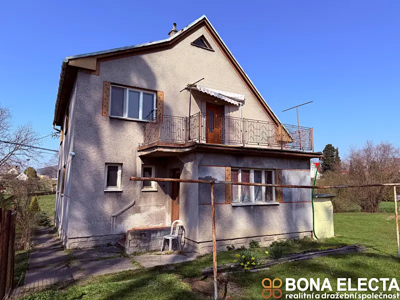 Prodej rodinného domu 160 m², pozemek 1002 m², Kopřivnice – náhled fotky 1
