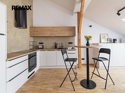 Pronájem bytu 2+kk 58 m²