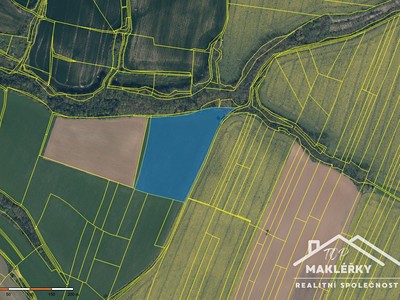 Prodej  pole 28 410 m²