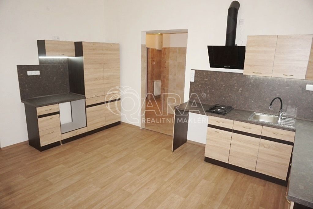 Prodej bytu 2+1 88 m² – fotografie 2