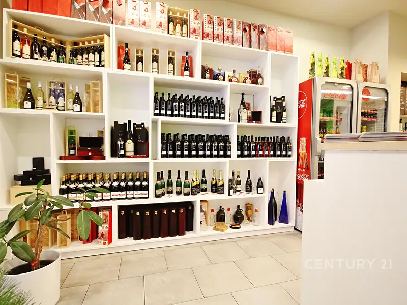 Pronájem restaurace 152 m², Adamov – náhled fotky 3