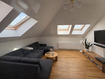 Pronájem bytu 2+kk 60 m² (Podkrovní)