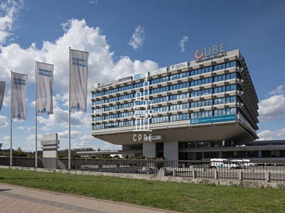 Pronájem kanceláře 277 m²