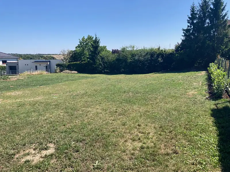 Prodej stavebního pozemku 1026 m², Statenice – náhled fotky 3