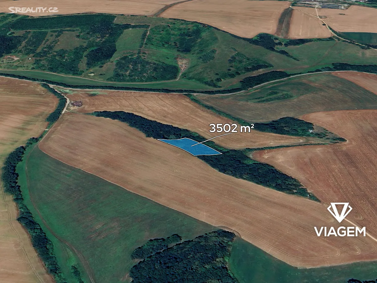 Prodej podílu 1/8 pole 437 m²