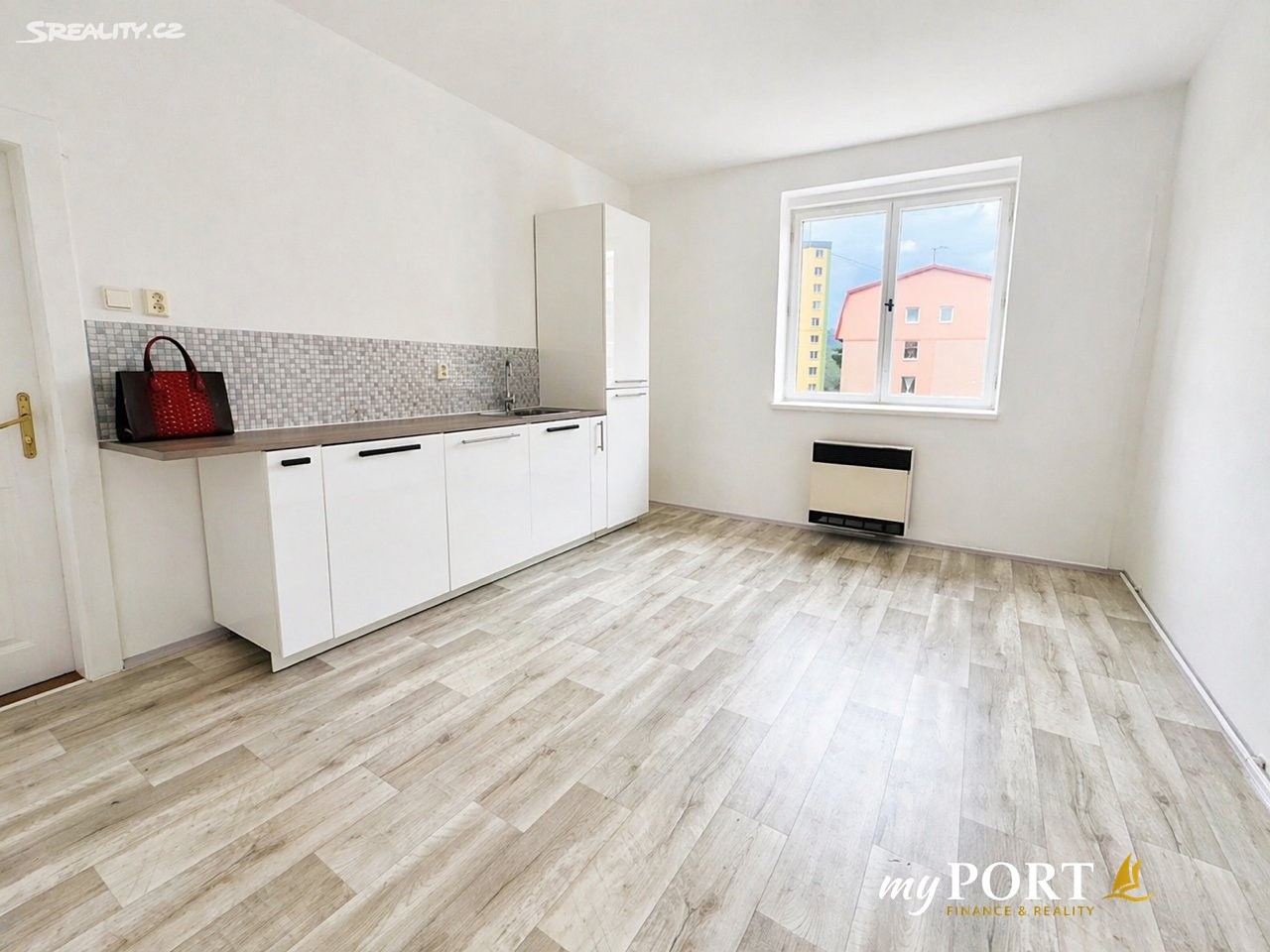 Pronájem bytu 1+kk 43 m², Nejdek