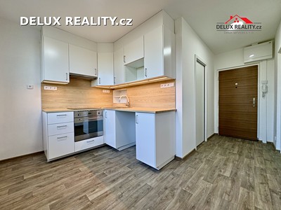 Pronájem bytu 1+1 32 m²