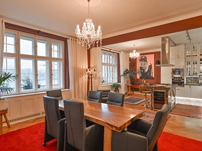 Pronájem bytu 4+1 180 m²