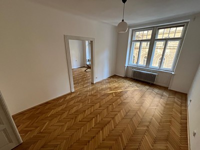 Pronájem bytu 4+1 120 m² (Jednopodlažní)