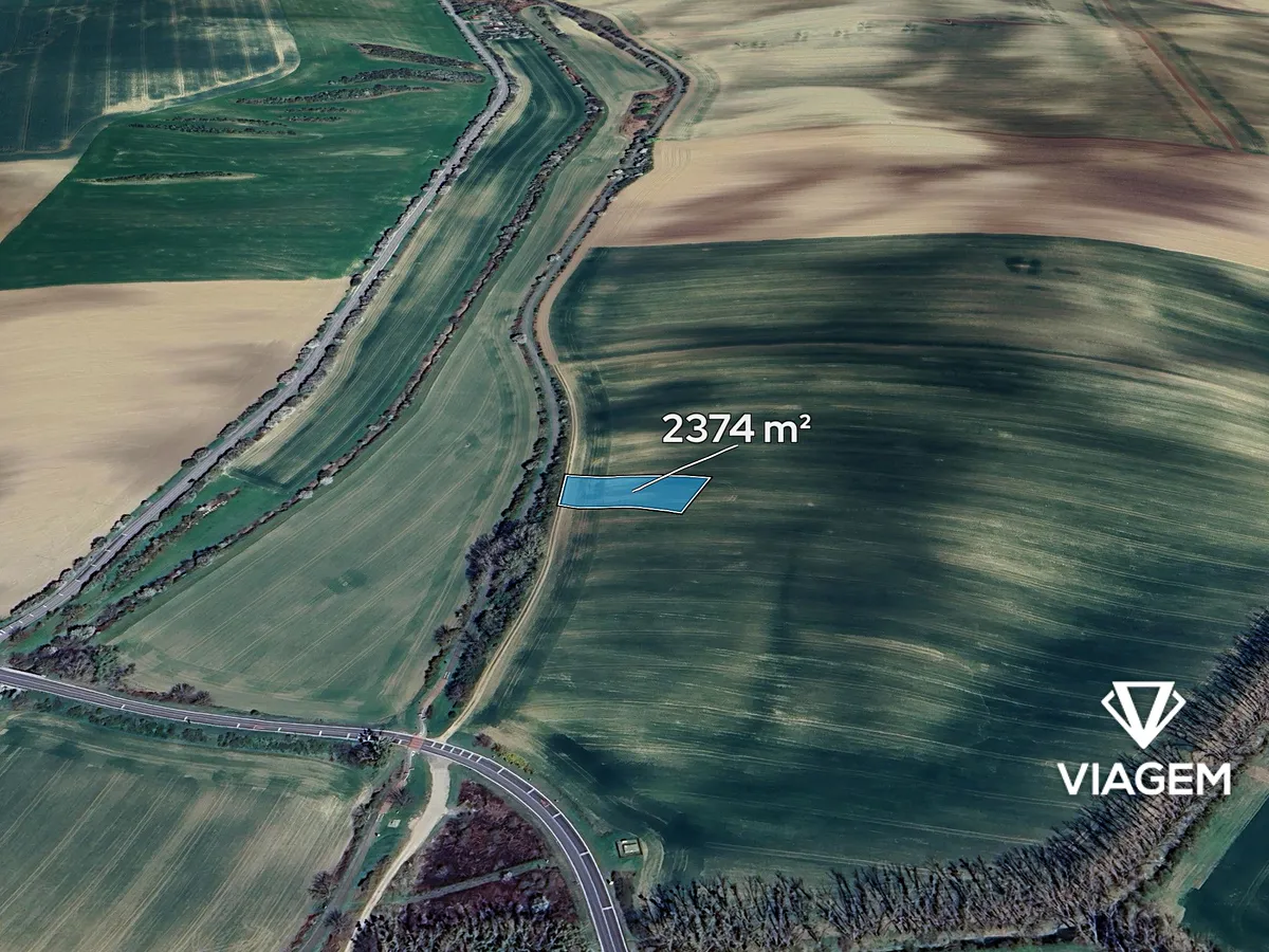 Prodej podílu 1/5 pole 474 m²