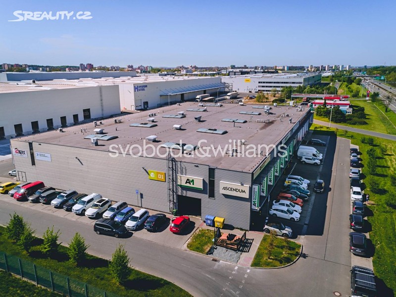 Pronájem skladového prostoru 820 m², Ostrava