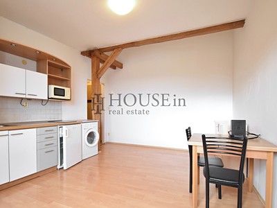 Pronájem bytu 1+kk 28 m²