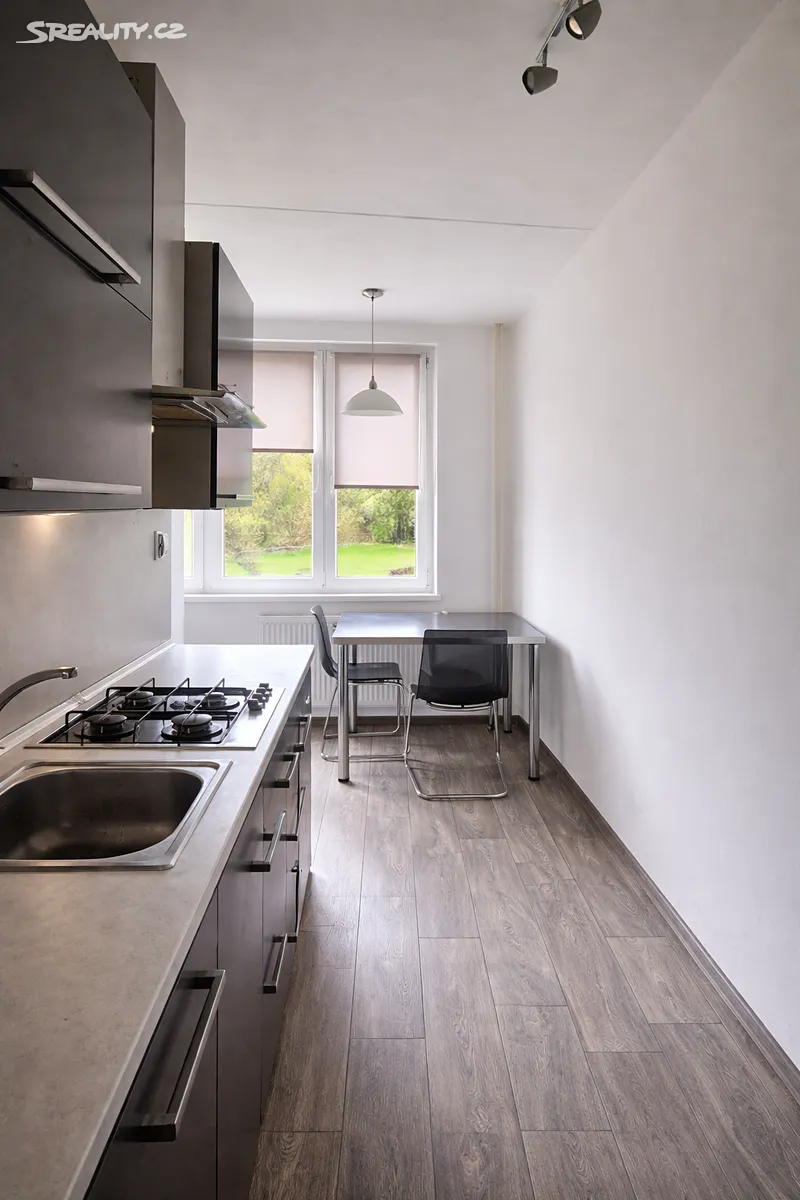 Pronájem bytu 2+1 61 m², Chomutov