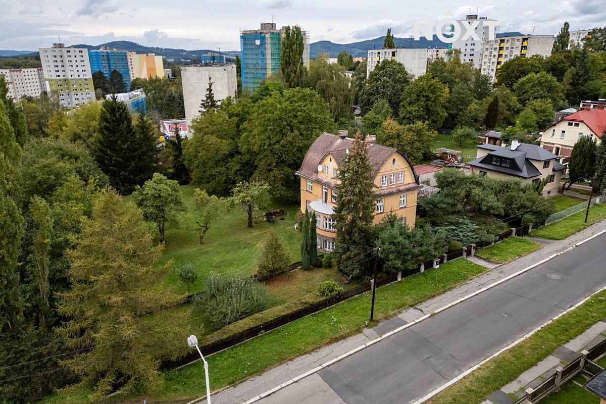 Prodej vily 423 m², pozemek 3460 m² – fotografie 3