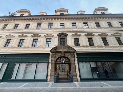 Pronájem kanceláře 157 m²