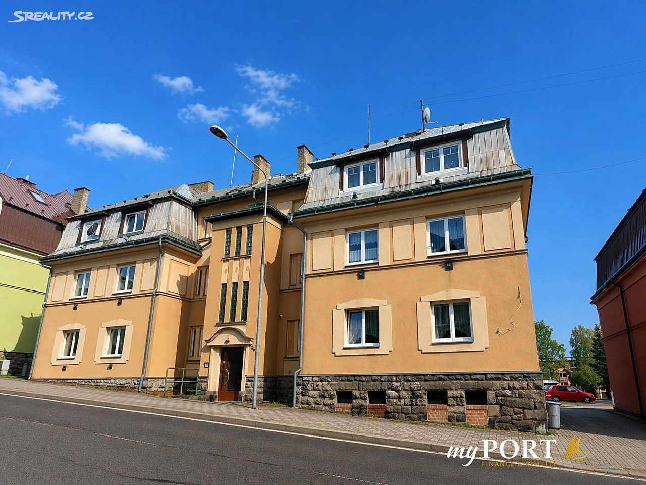 Pronájem bytu 1+kk 43 m² – pohled 5