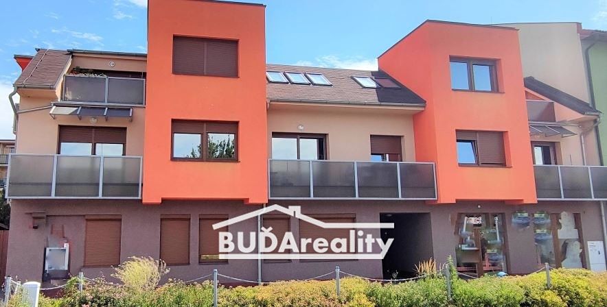 Prodej bytu 2+kk 65 m² (Podkrovní)