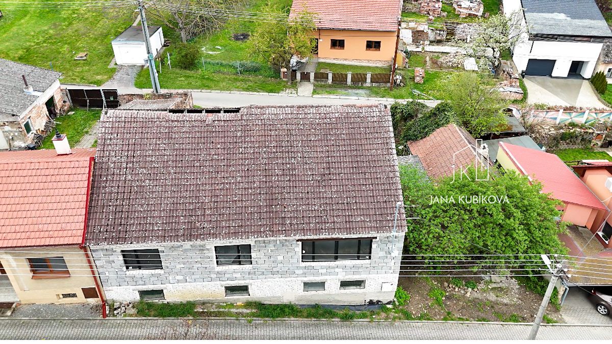 Prodej rodinného domu 160 m², pozemek 395 m² – fotografie 3