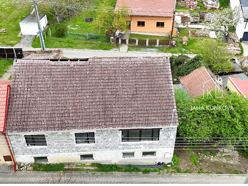 Prodej rodinného domu 160 m², pozemek 395 m², Tvarožná Lhota – náhled fotky 3