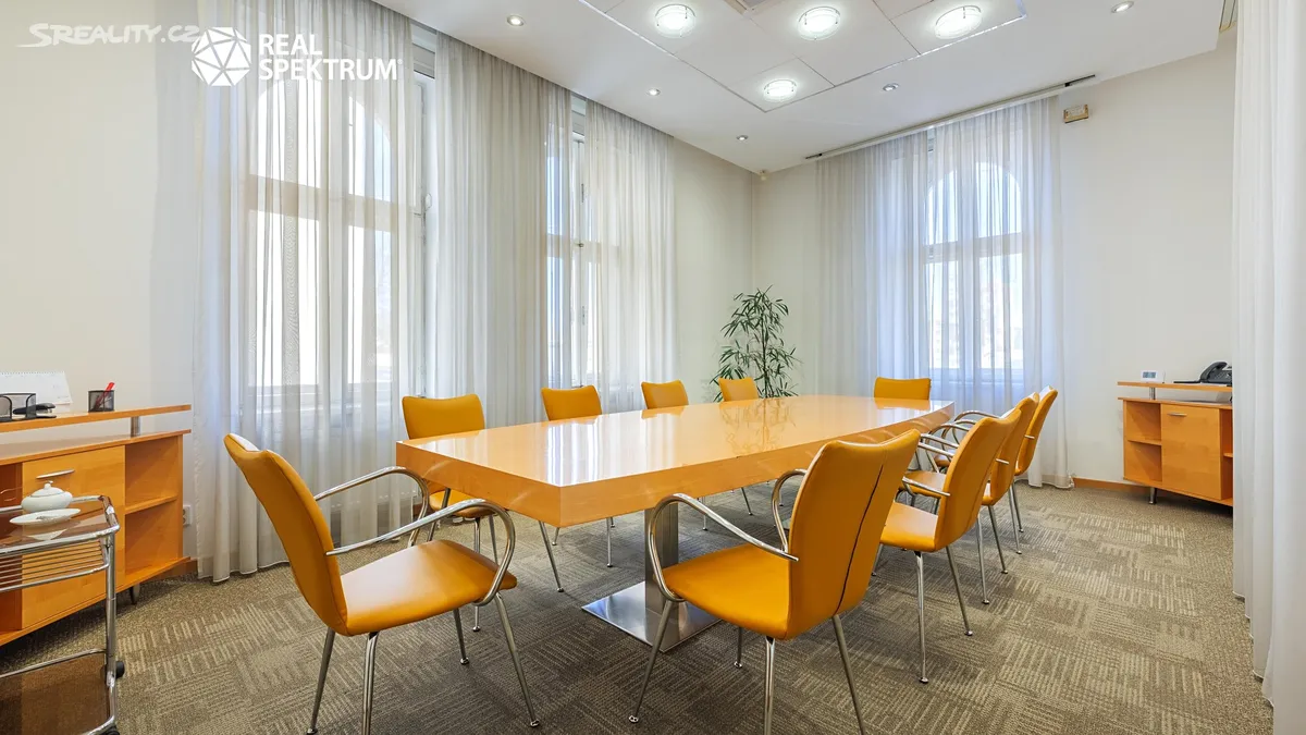 Pronájem kanceláře 1708 m², Brno