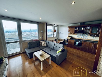 Pronájem bytu 3+kk 72 m² — photo 4