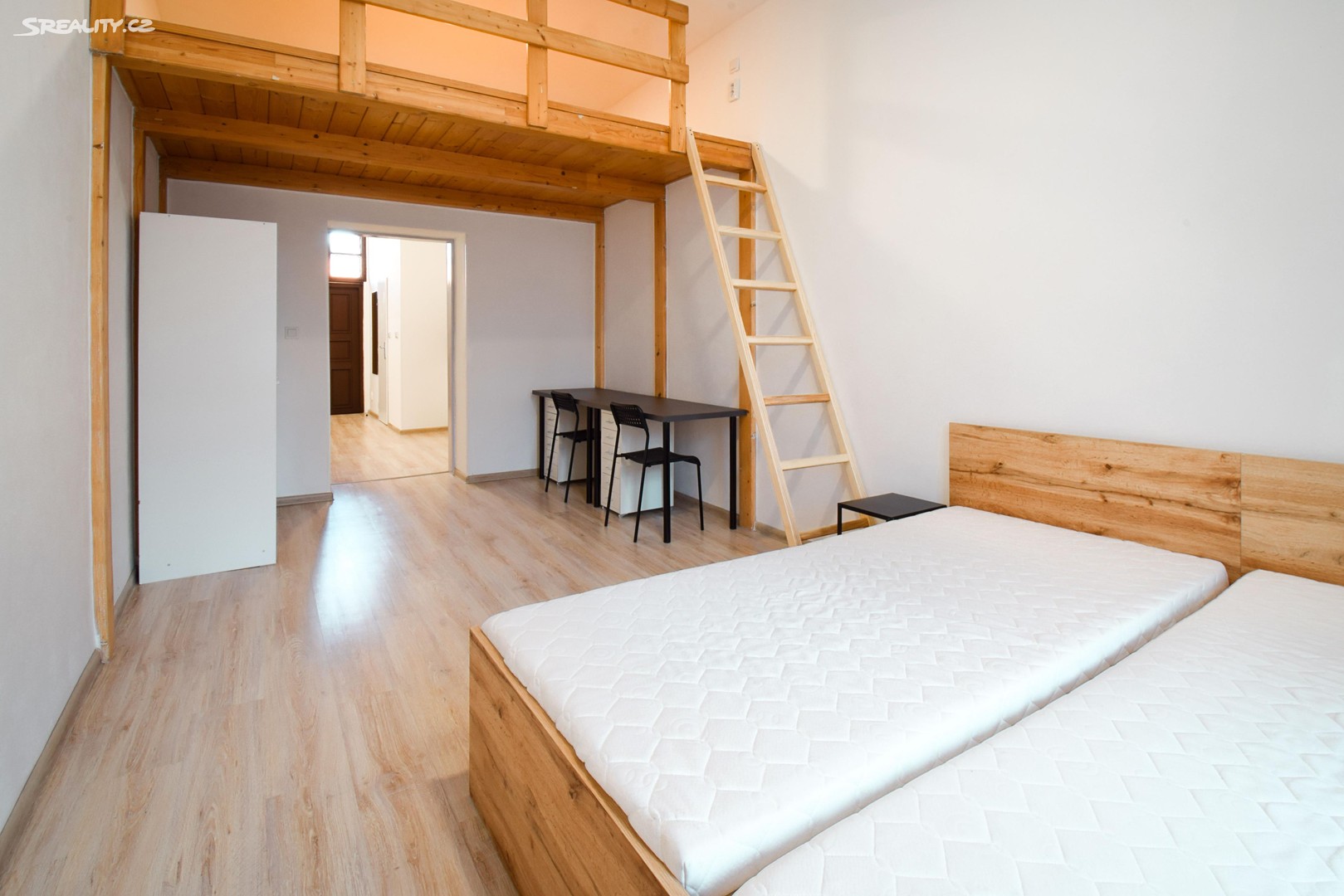 Pronájem bytu 1+1 32 m² (Mezonet), Brno