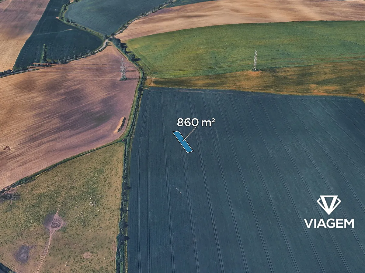 Prodej podílu 65/97 pole 576 m²