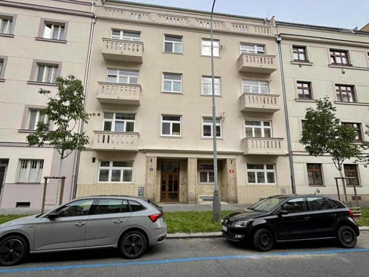 Malešická 2