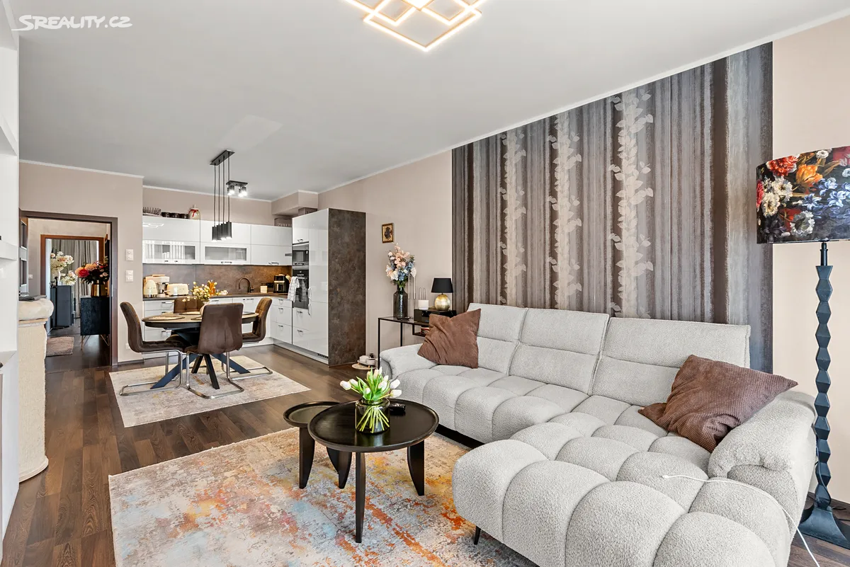 Prodej bytu 3+kk 87 m² – pohled 4