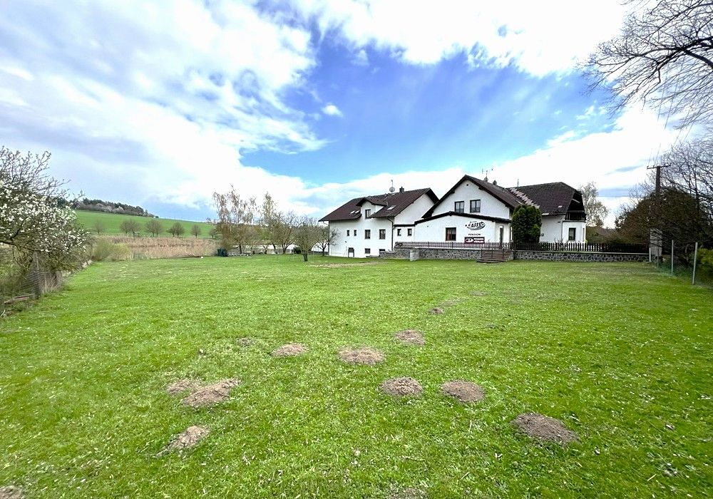 Prodej stavebního pozemku 882 m²